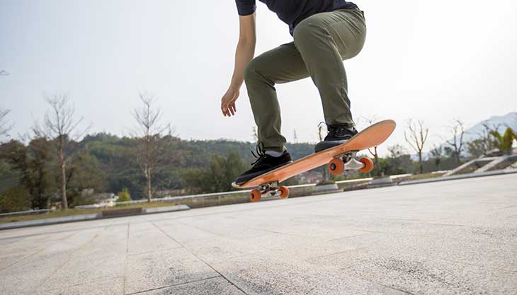 How To Drop In On A Skateboard? – A Complete Guide To Succeed