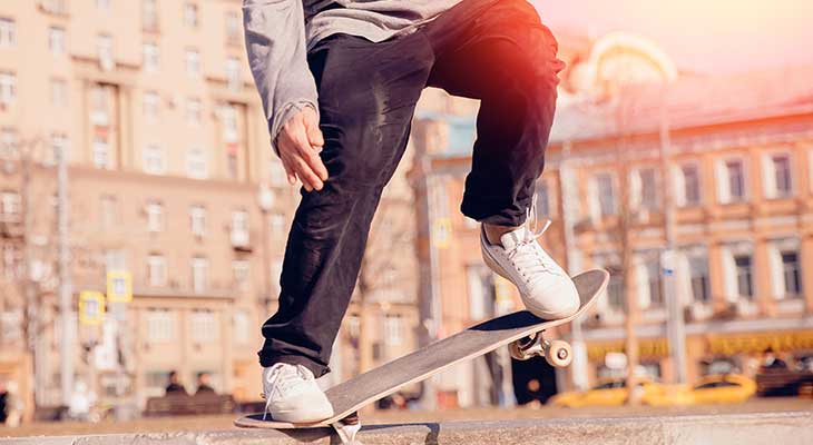 Is Skateboarding Bad For Your Knees? (Detailed Explanation)