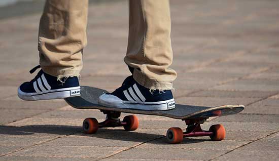 how long should a skateboard last