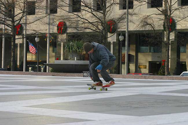 street vs park skateboarding